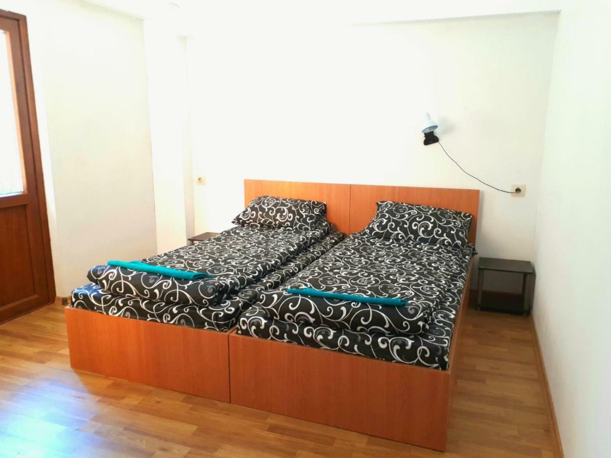 Hotel Къща Момина Сълза à Sapareva Banya Extérieur photo
